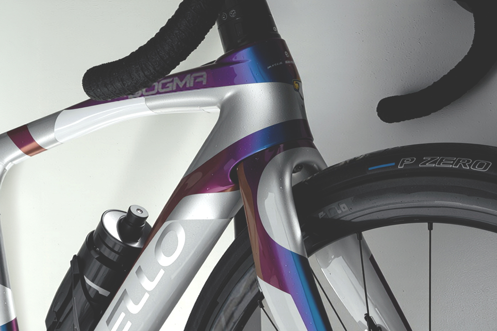 Both Pinarello × Hani Dogma F12 limited editions displayed together